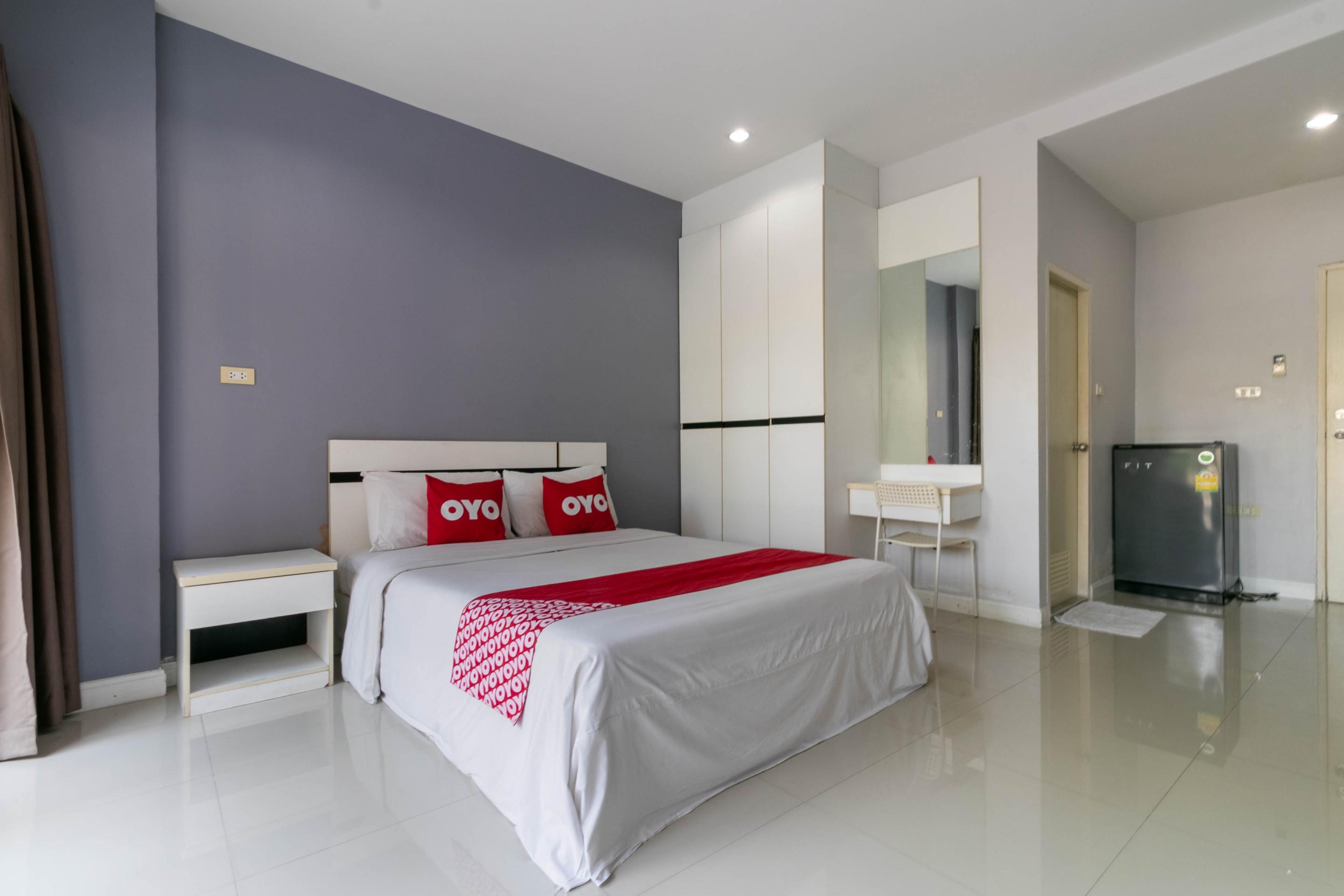 Oyo 75389 Pandora House Hotel Pattaja Kültér fotó